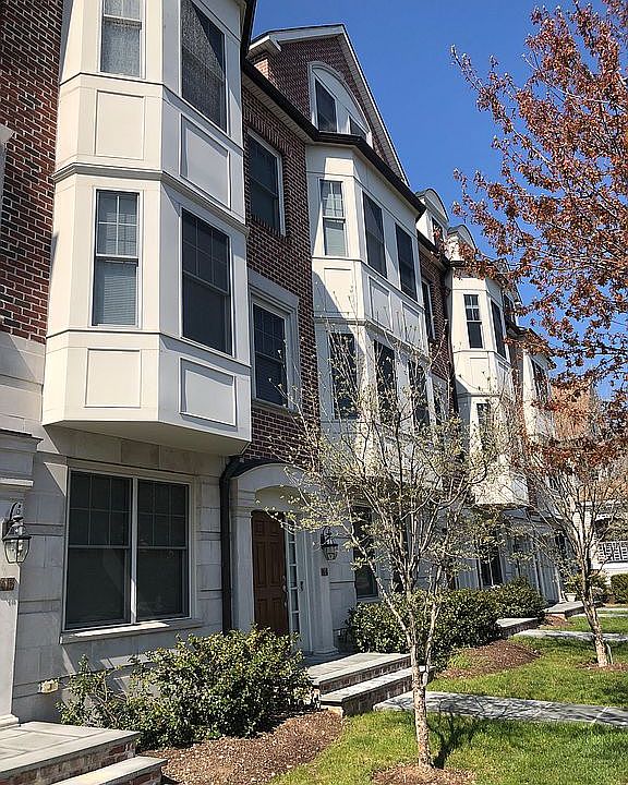 1st image of 14 1st St APT D