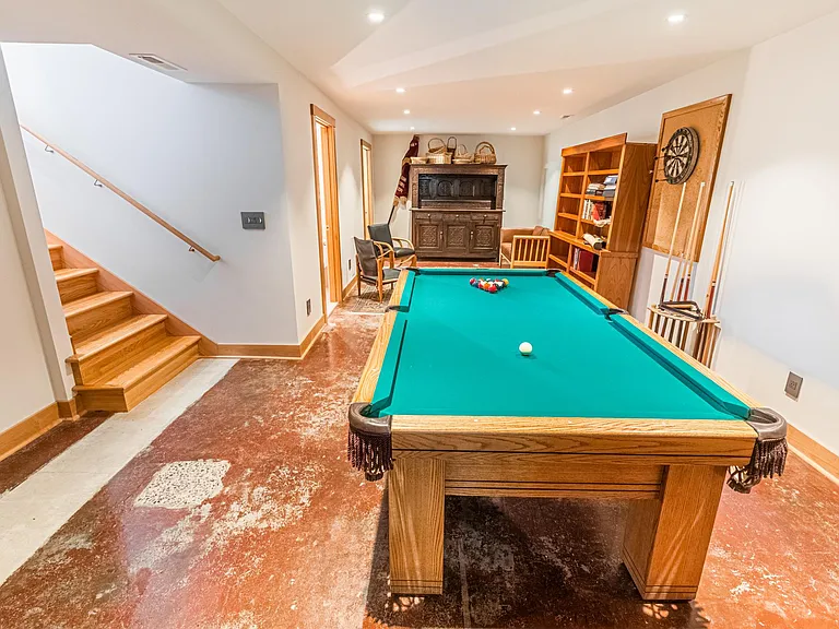 2156 N Three Rocks Rd — Photo 33