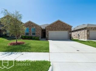 1820 Trace Dr, Aubrey, TX 76227