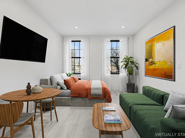 37 Frost St #2A — Photo 1