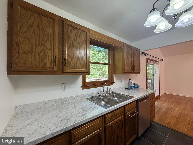 591 Preddy Creek Rd — Photo 7