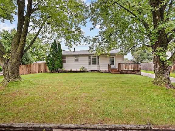 2nd image of 3407 SE 18th Ct