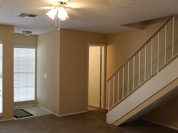 2nd image of 9404 Forest Hills Cir