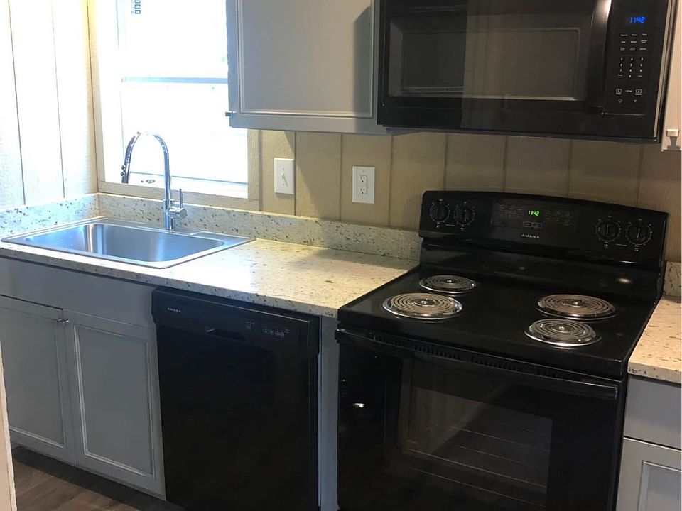 1st image of 306 Berea #7
