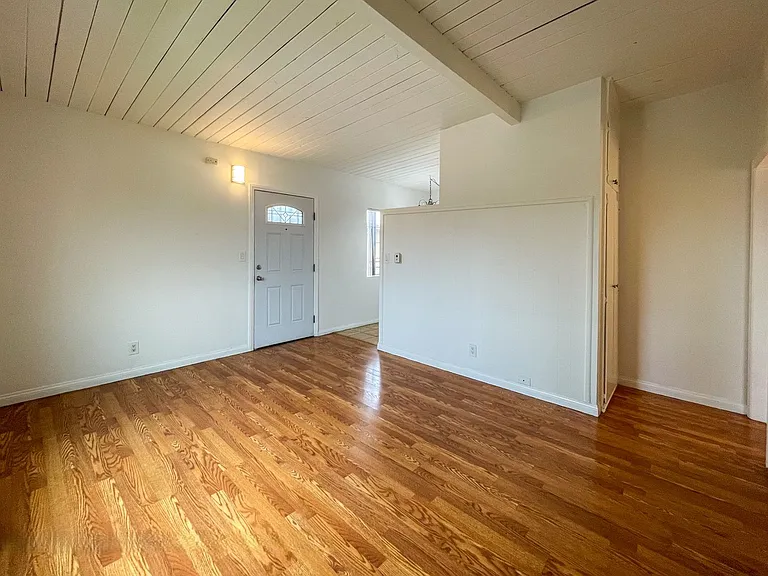 14830 Chadron Ave — Photo 5