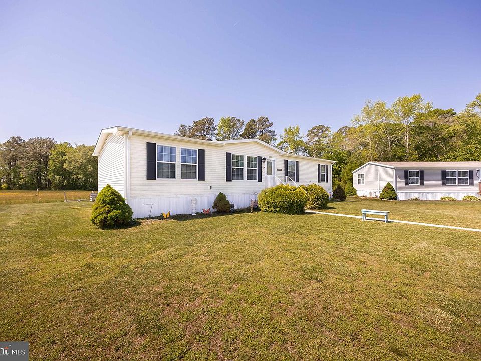1st image of 35065 Bracken Ct