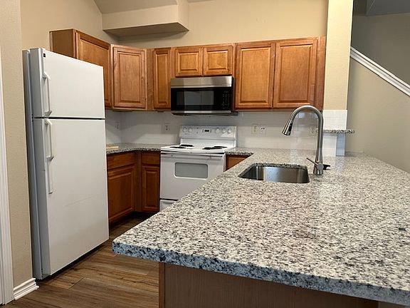 5th image of 7806 Kingsbury Way Unit 1