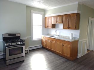 102 Putnam St #3, Hartford, CT 06106