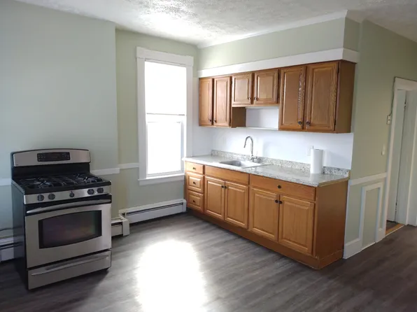 102 Putnam St #3, Hartford, CT 06106