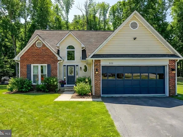 522 Stonewall Ln, Fredericksburg, VA 22407