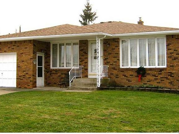 4th image of 47 Knollwood Dr