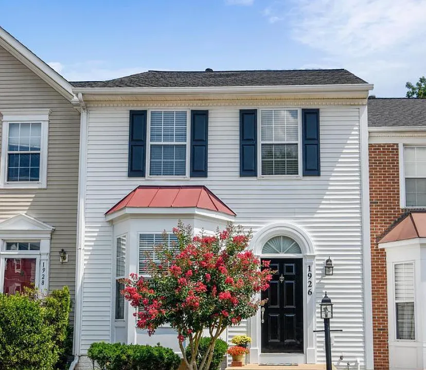 1926 Wicklow Ct