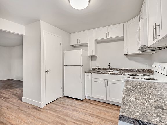 2nd image of 2103 E 3300 S APT B