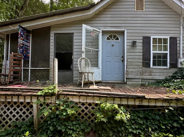 520 Holiday Rd, Franklin, GA 30217