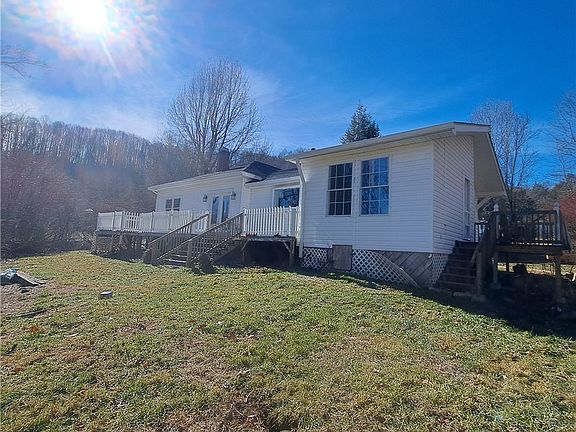 4th image of 460 Little Elk Road