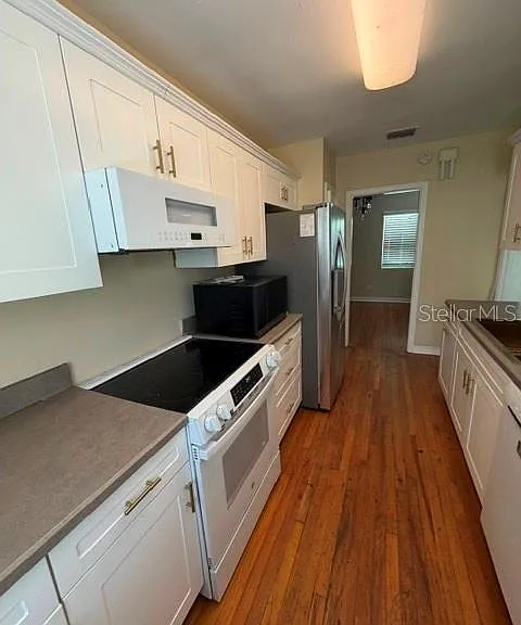 1009 E Marks St — Photo 11