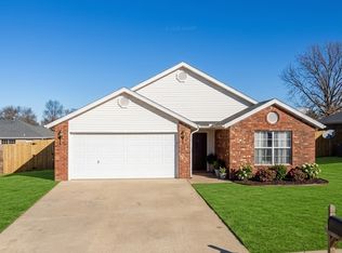 807 Rachel Ave, Bentonville, AR 72712
