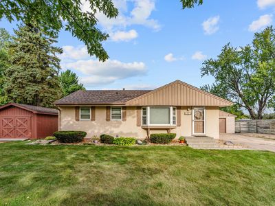 6521 3rd Street Ct N, Oakdale, MN, 55128