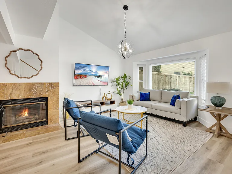 348 Molino Ave — Photo 8