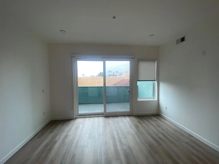 4015 Richmond St #403 — Photo 17