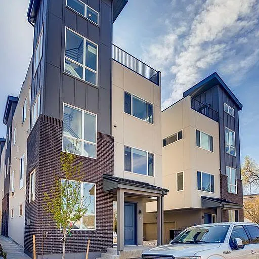 3460 S Corona St #B — Photo 6