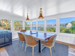 12016 Lagoon Ln, Treasure Island, FL 33706