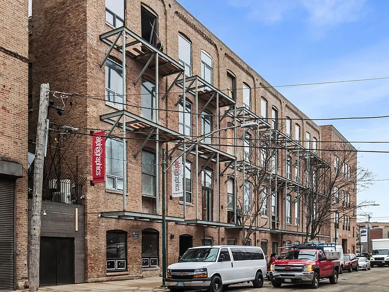 The Evergreen Lofts — Photo 5
