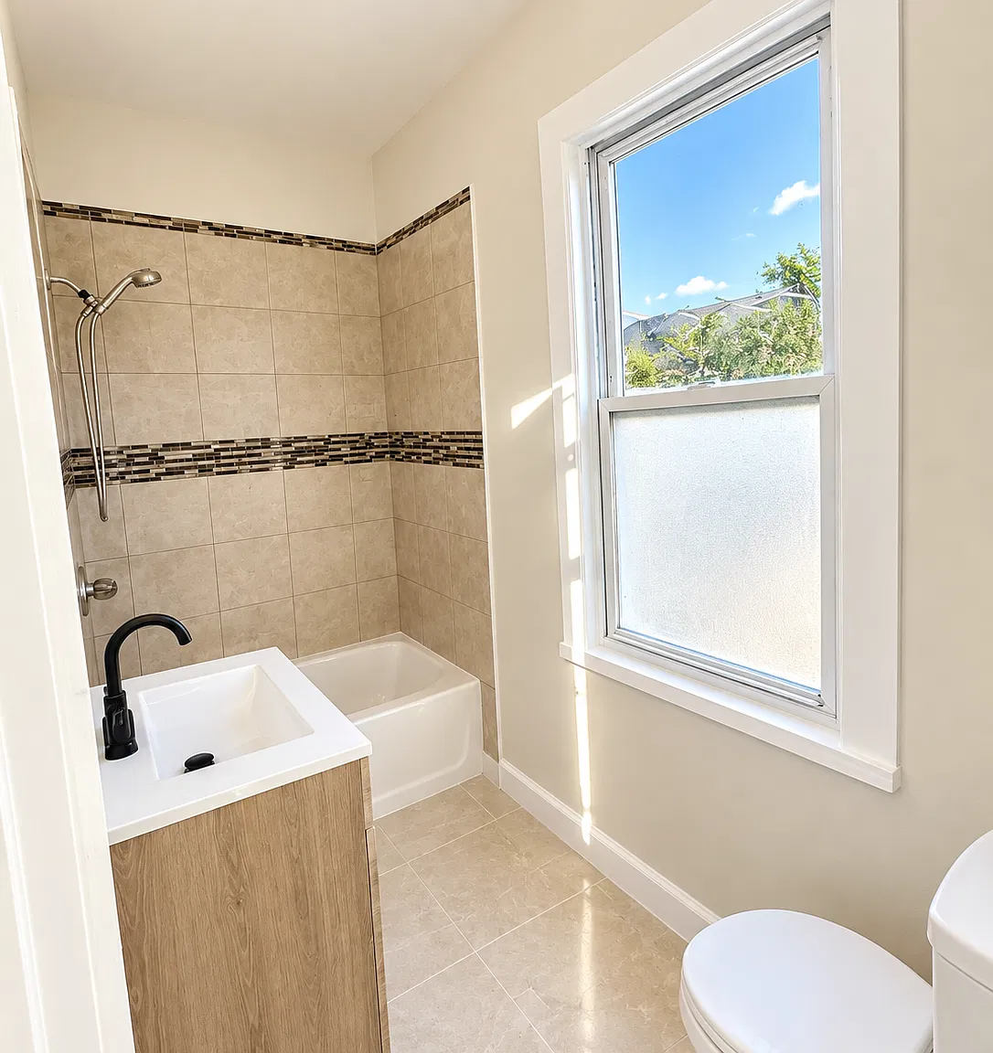 3 bed, $2,250 — Photo 4