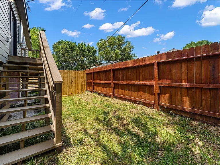 5214 Jezebel St #B — Photo 27