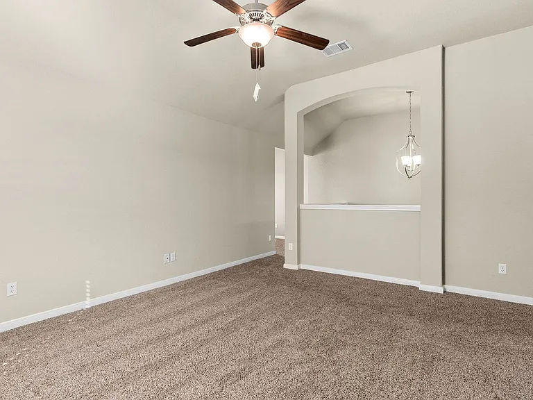 3320 Addison St — Photo 14