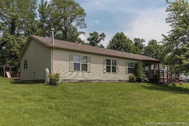 1st image of 1076 W Barnett Dr