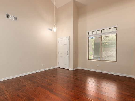 5th image of 17410 W Holland Ln