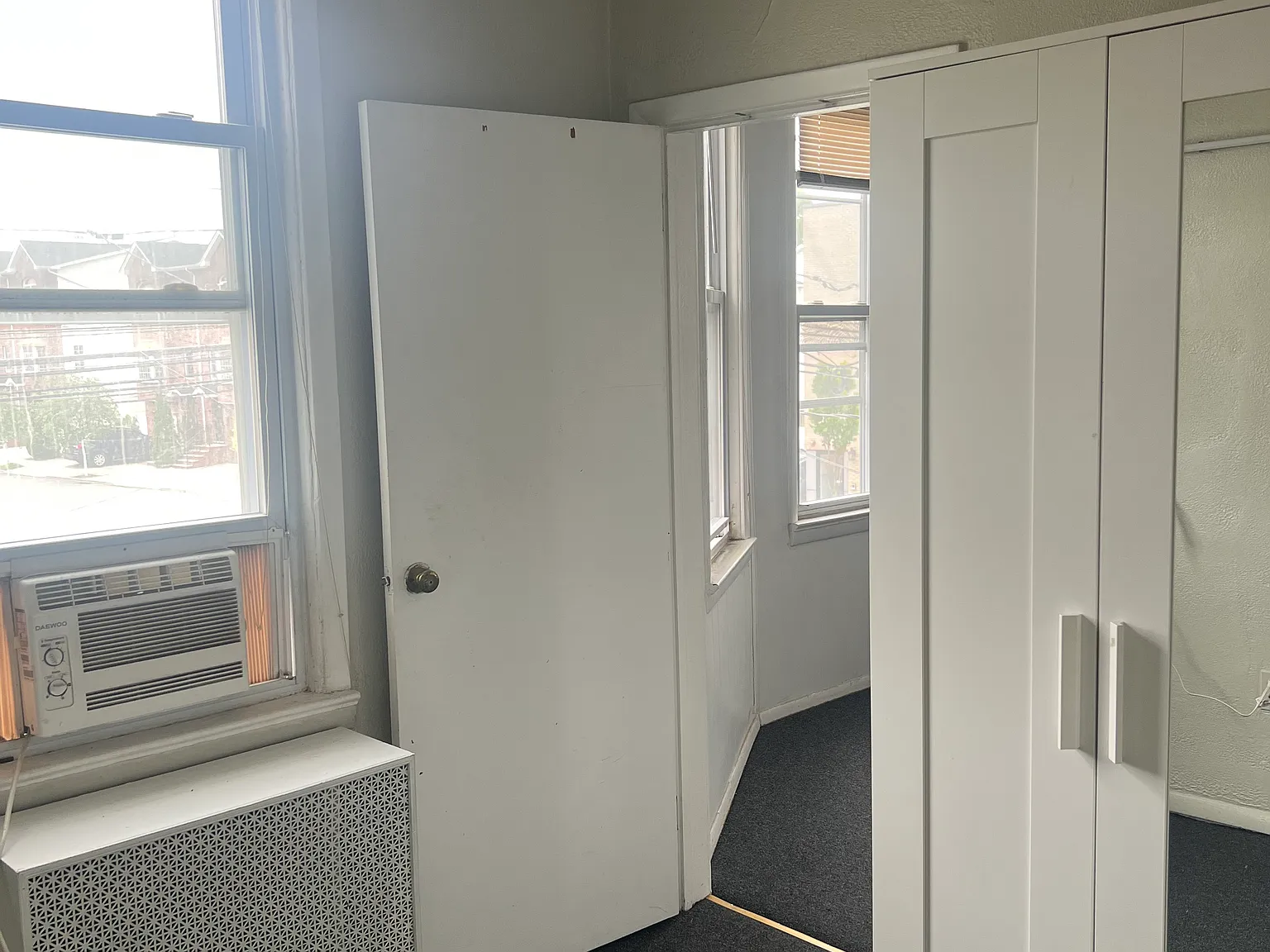 2 bed, 1998 sqft, $2,250 — Photo 3