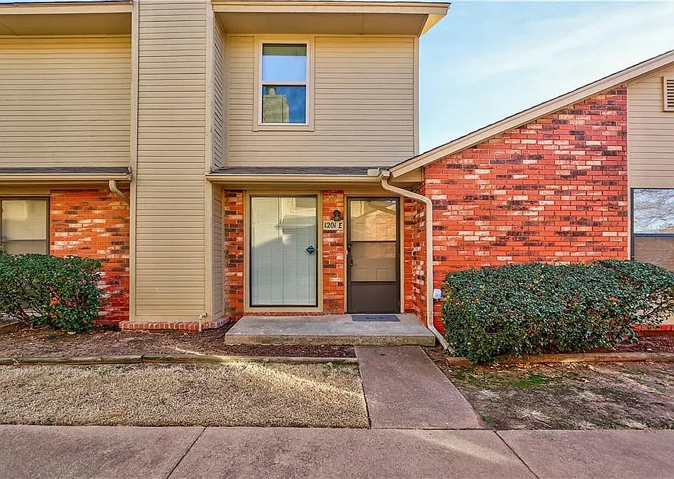 1201 Sequoyah Pl