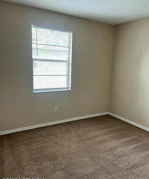 462 Crabapple Ct #D — Photo 8