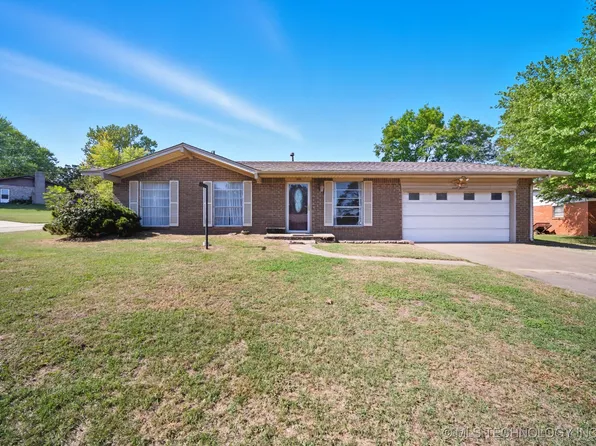 700 Cedar Ct, Cleveland, OK 74020