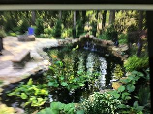 46 Roundabout Rd, Smithtown, NY 11787