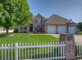 1507 Shawn Dr, Webb City, MO 64870