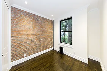 Rented by Icon Realty Management