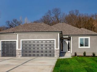 309 SW Nelson Dr, Blue Springs, MO 64014