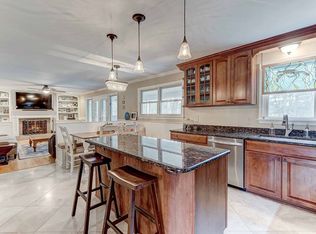 1 Prairie Ct, Phoenix, MD 21131