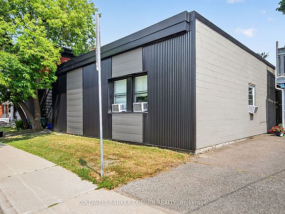 3rd image of 698 Cooper St