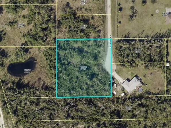 11801 Oscoda Ct, Bokeelia, FL 33922