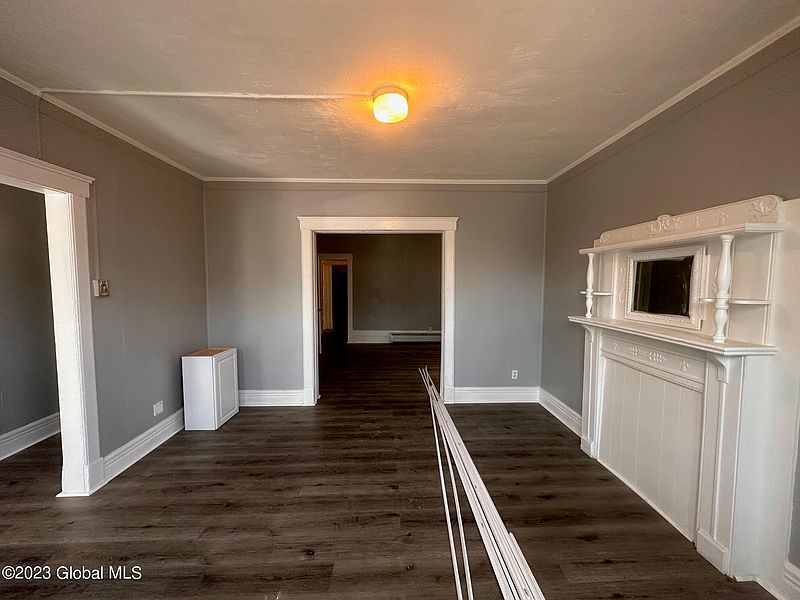 5th image of 205 Quail Street