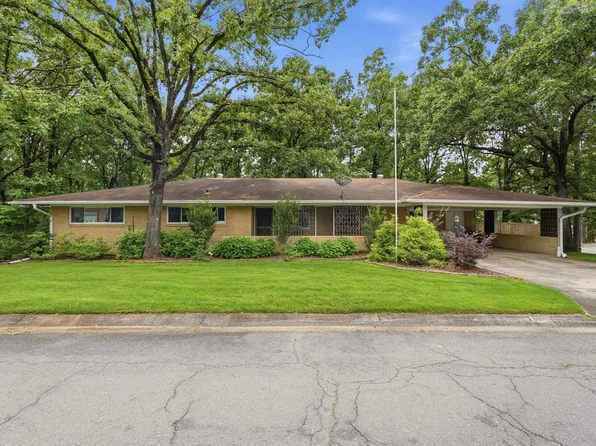 7511 L St, Little Rock, AR 72207
