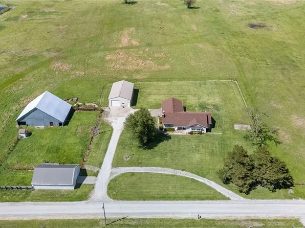 34808 E 339th St, Garden City, MO 64747
