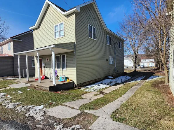 133 Hill St, Frostburg, MD 21532