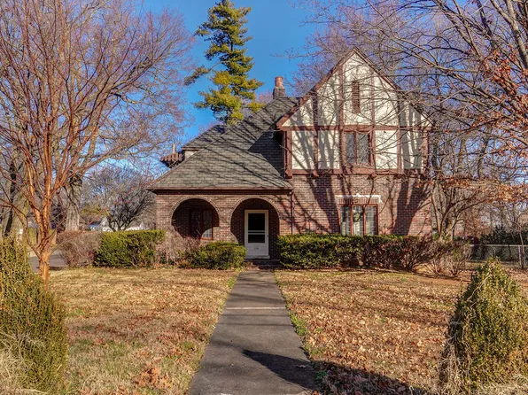 1701 E Walnut Street, Springfield, MO 65802