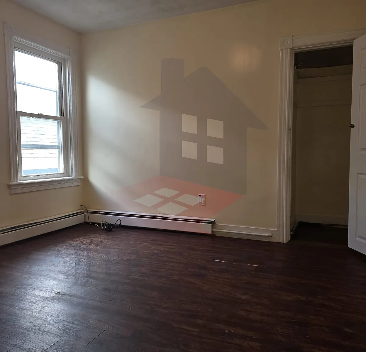 3 bed, $1,800 — Photo 4
