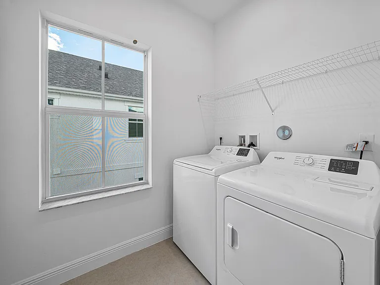 10720 SW Pioneer Pkwy — Photo 25